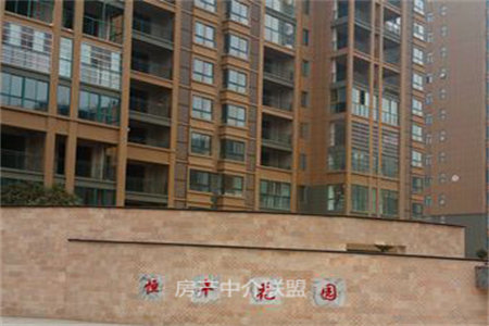 文丰小区3室2厅2卫60万111m2简装出售